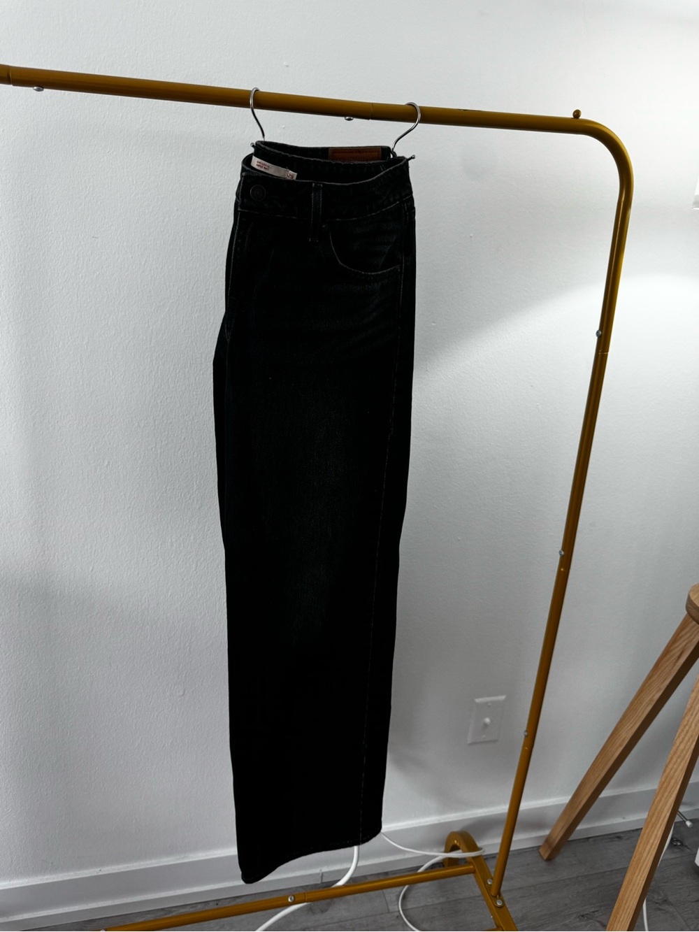 Black Women's Straight-Leg Jeans